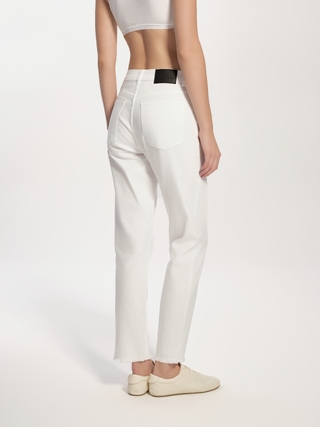 CONTE CON-723 Белые джинсы slim из eco-friendly денима