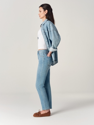 CONTE Голубые джинсы slim с эффектом потёртостей CON-940