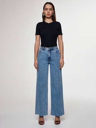 CONTE CON-637 Широкие джинсы wide leg с необработанным краем