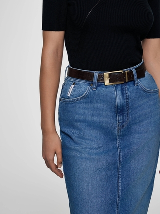 CONTE CON-633 Джинсовая юбка-midi с разрезом и необработанным краем CONTE CON-633 Джинсовая юбка-midi с разрезом и необработанным краем