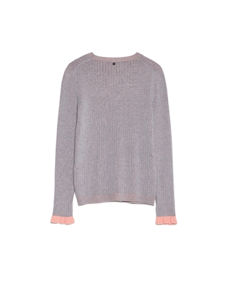 CONTE LDK 063 Стильный вязаный джемпер в рубчик с рюшами