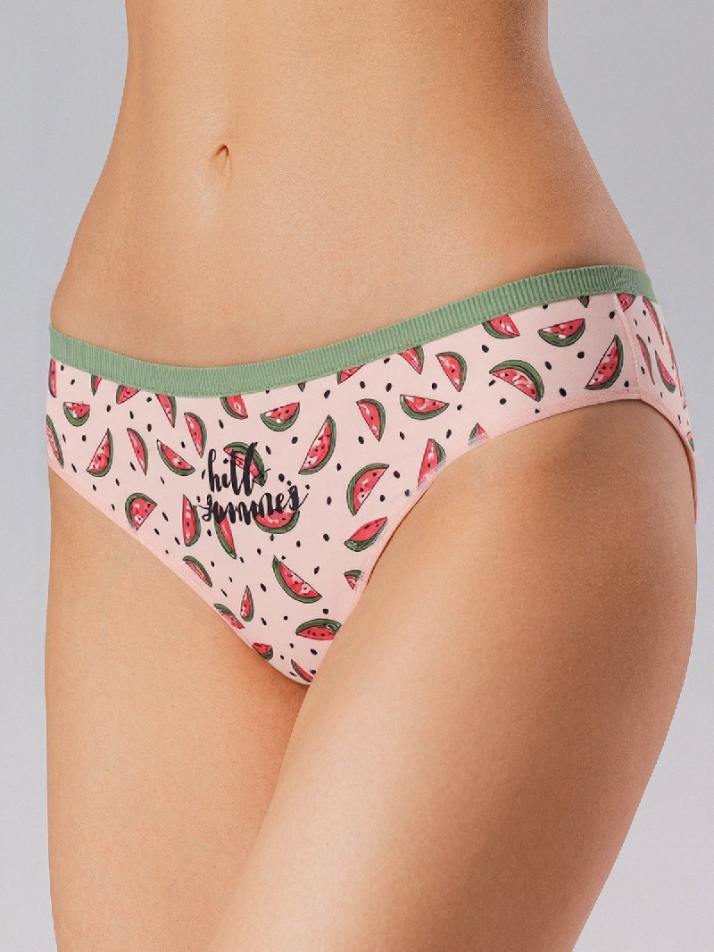 Трусы слипы женские 3084LUF бренда Indefini изготовлены из хлопка.
Выполнены в розовом цвете с абст Трусы слипы женские 3084LUF бренда Indefini изготовлены из хлопка.
Выполнены в розовом цвете с абст