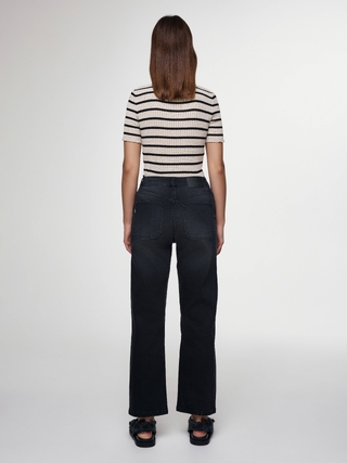 CONTE CON-624 Укороченные джинсы прямого кроя с карманами брючного типа