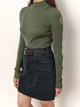 CONTE LDK 282 Джемпер с переплетением ластиком и вырезами по рукавам