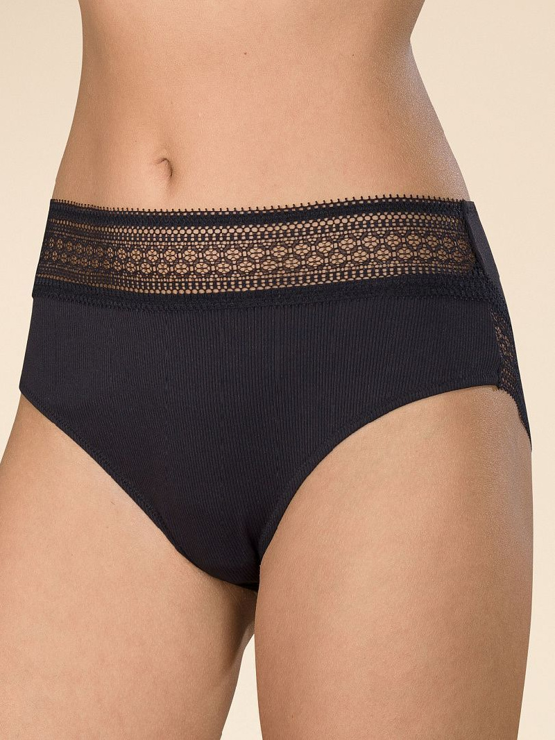 Трусы женские