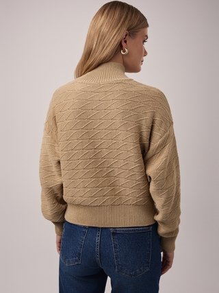 CONTE Укороченный свитер объемного силуэта с фактурным переплетением LDK 23100