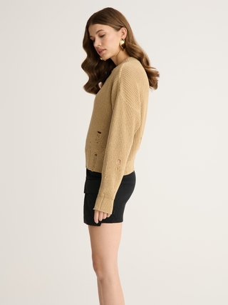 CONTE Укороченный джемпер объёмного силуэта с имитацией разрывов LDK 2394