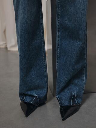 CONTE CON-842 Джинсы relaxed из eco-friendly денима с уникальной варкой по низу