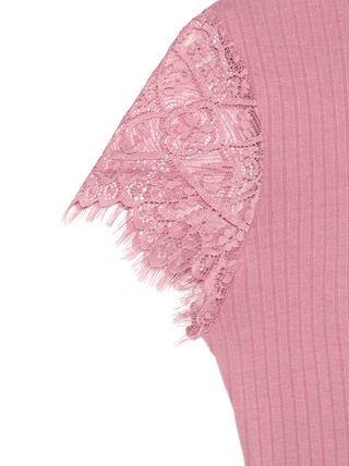 CONTE LBD 1034 Фактурный боди-топ из вискозы премиального качества с кружевом