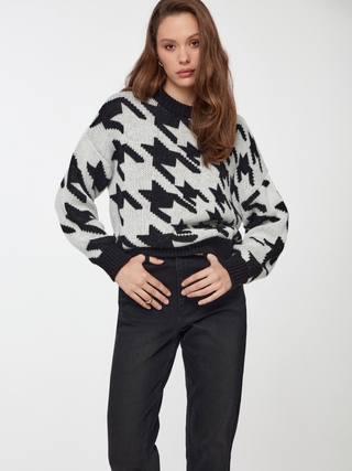 CONTE LDK 307 Oversize-джемпер c вывязанным рисунком "в гусиную лапку"