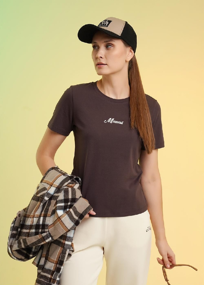 Футболка женская