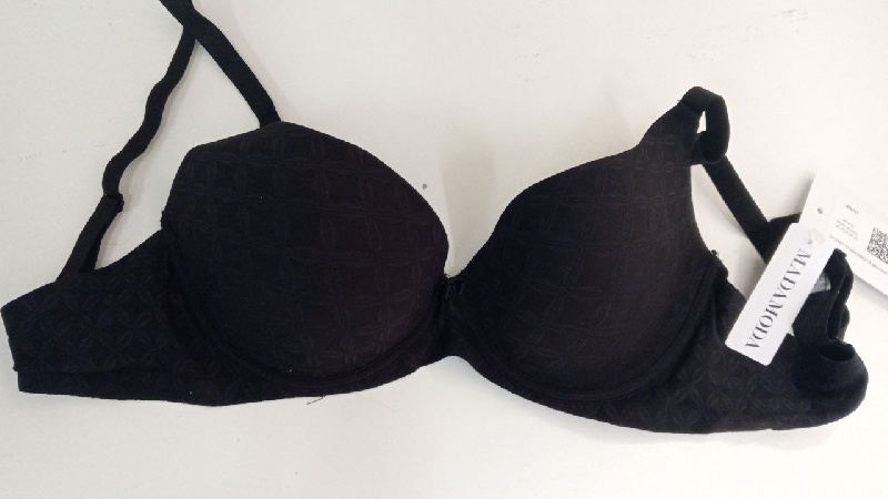 Бюстгальтер формованная чашка