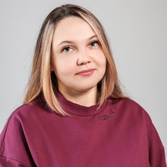 Юлия Романова