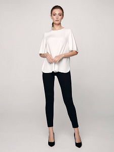 CONTE LBL 1174 Блузка расклешенного силуэта из вискозы премиального качества