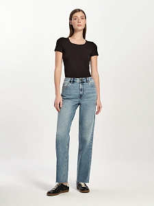 CONTE CON-749 Джинсы straight c эффектом потертостей и необработанным краем