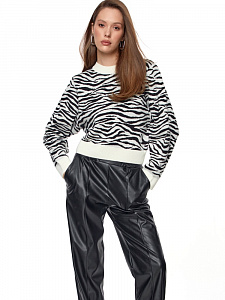 CONTE LDK 305 Укороченный джемпер объемного силуэта c анималистичным рисунком